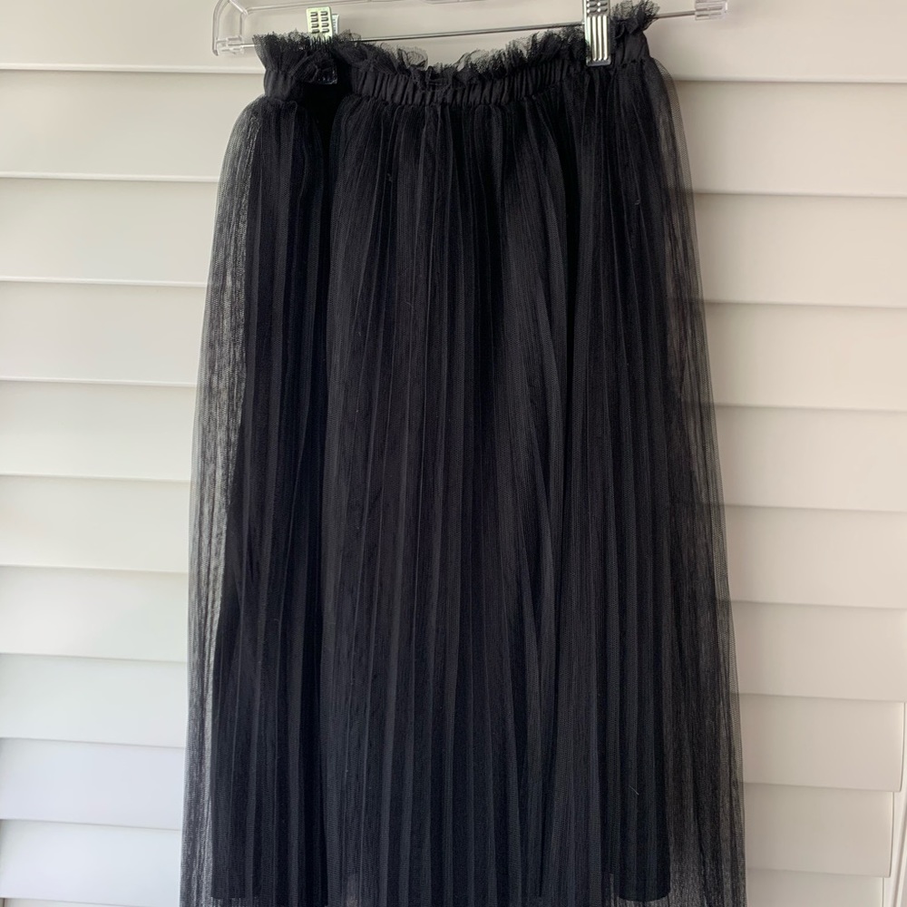 Black tulle midi skirt